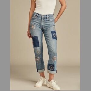 Lucky Brand Legend Mid Rise Boy Relaxed Straight Embroidery Patchwork 10/30